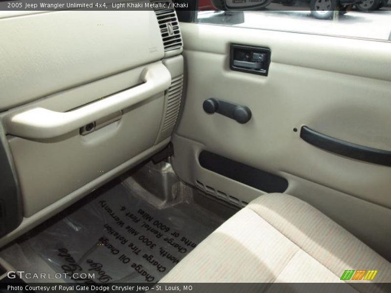 Light Khaki Metallic / Khaki 2005 Jeep Wrangler Unlimited 4x4