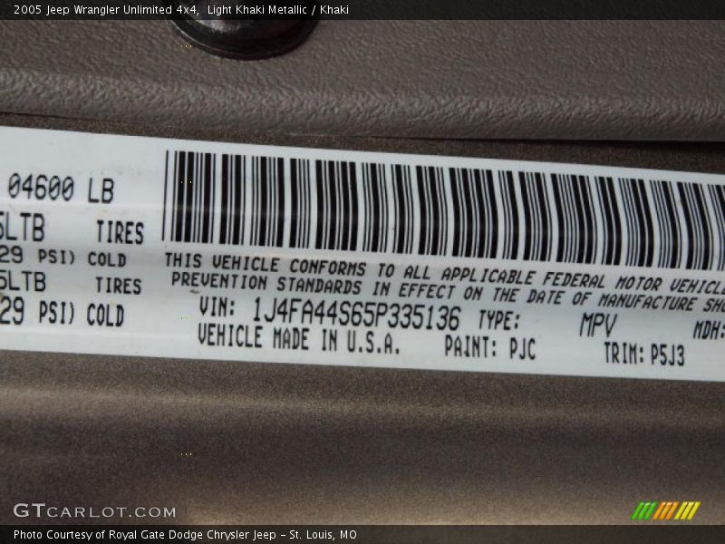 Light Khaki Metallic / Khaki 2005 Jeep Wrangler Unlimited 4x4