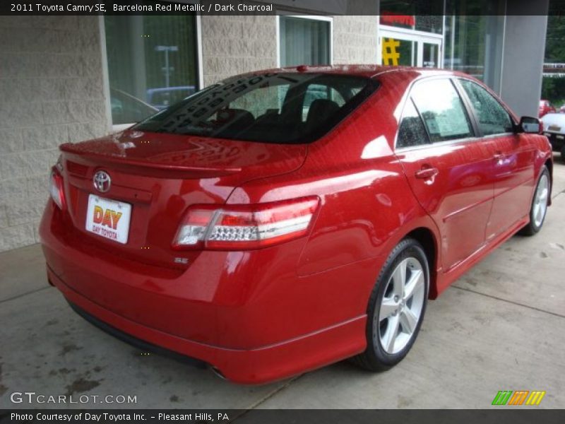 Barcelona Red Metallic / Dark Charcoal 2011 Toyota Camry SE