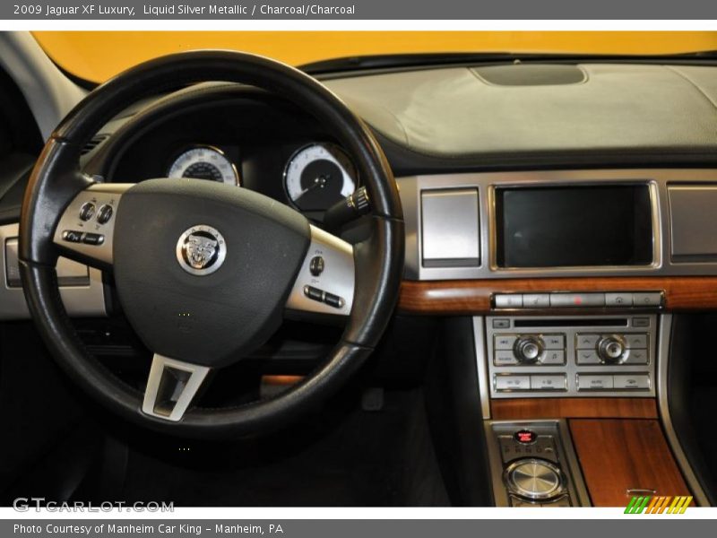 Liquid Silver Metallic / Charcoal/Charcoal 2009 Jaguar XF Luxury