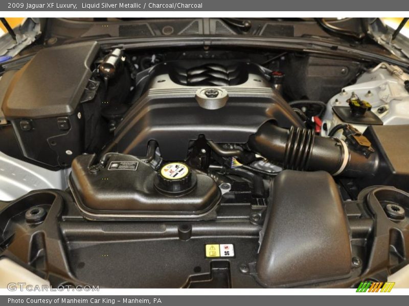 Liquid Silver Metallic / Charcoal/Charcoal 2009 Jaguar XF Luxury