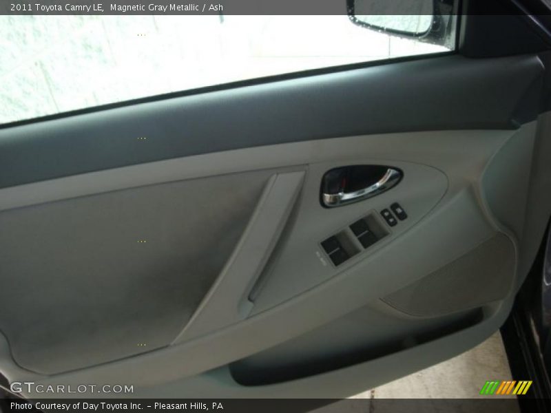 Magnetic Gray Metallic / Ash 2011 Toyota Camry LE