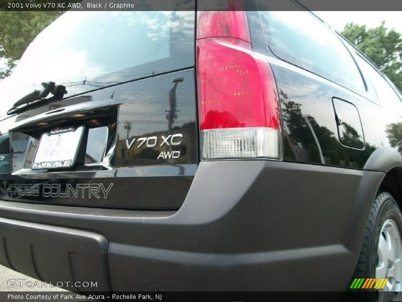 Black / Graphite 2001 Volvo V70 XC AWD
