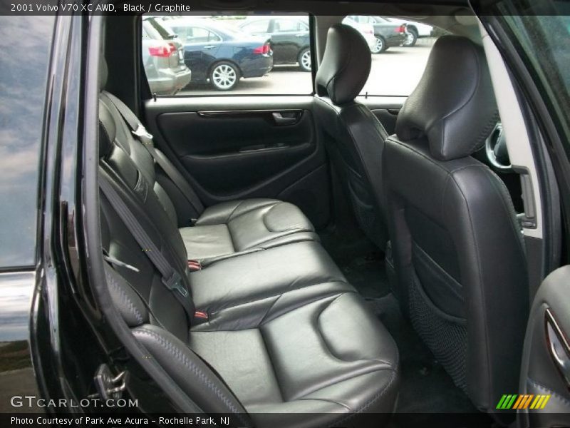 Black / Graphite 2001 Volvo V70 XC AWD