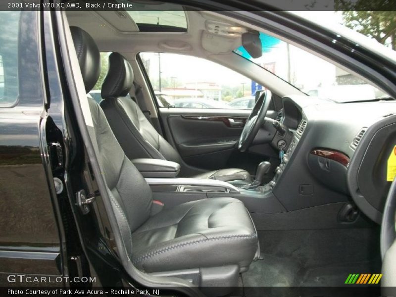 Black / Graphite 2001 Volvo V70 XC AWD