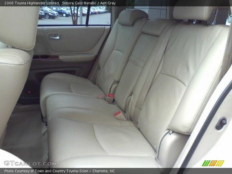 Sonora Gold Metallic / Ash Gray 2006 Toyota Highlander Limited