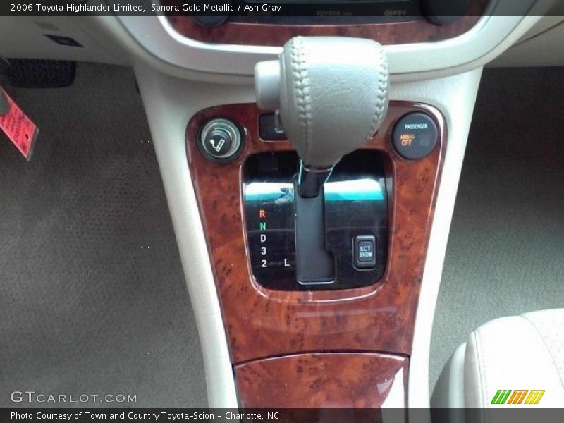 Sonora Gold Metallic / Ash Gray 2006 Toyota Highlander Limited