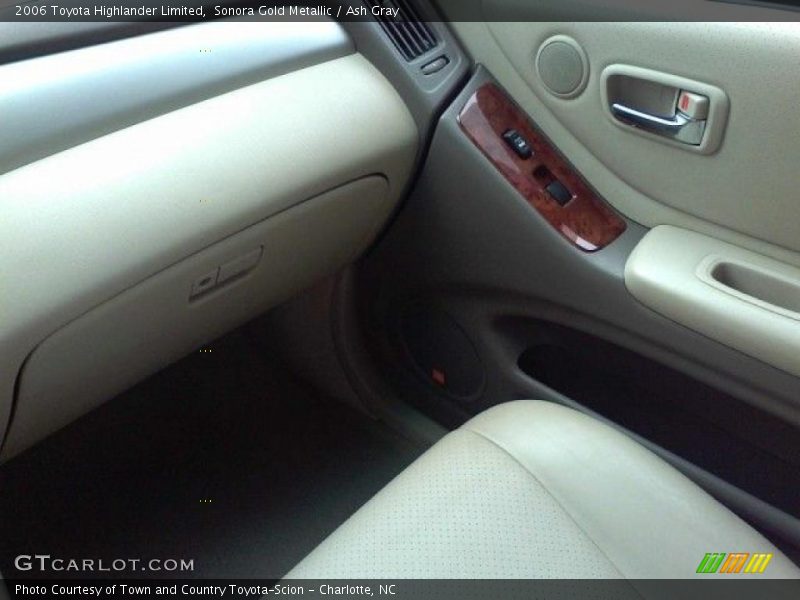 Sonora Gold Metallic / Ash Gray 2006 Toyota Highlander Limited