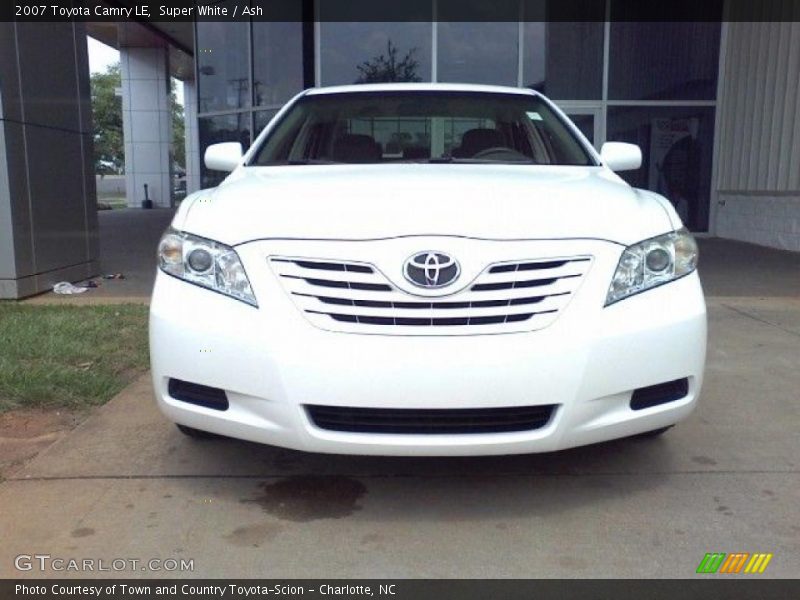 Super White / Ash 2007 Toyota Camry LE
