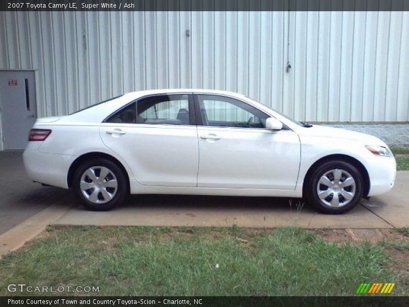 Super White / Ash 2007 Toyota Camry LE