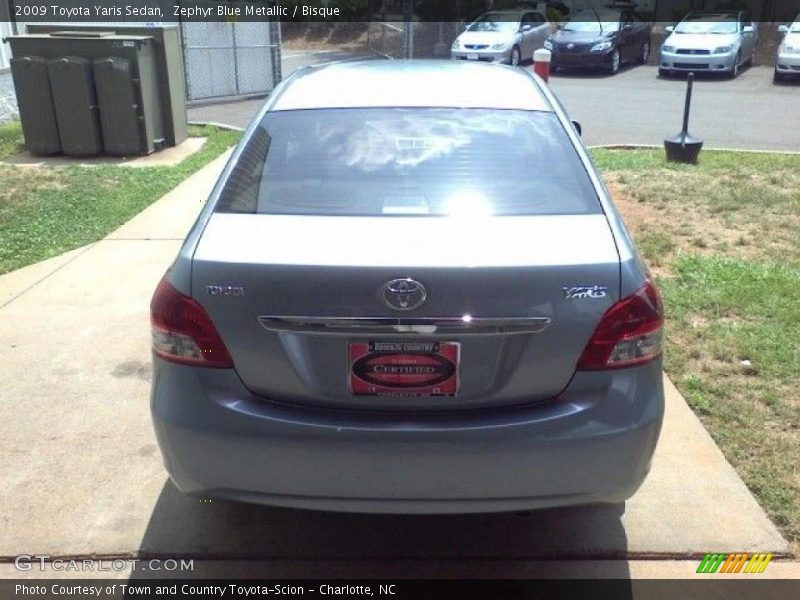 Zephyr Blue Metallic / Bisque 2009 Toyota Yaris Sedan
