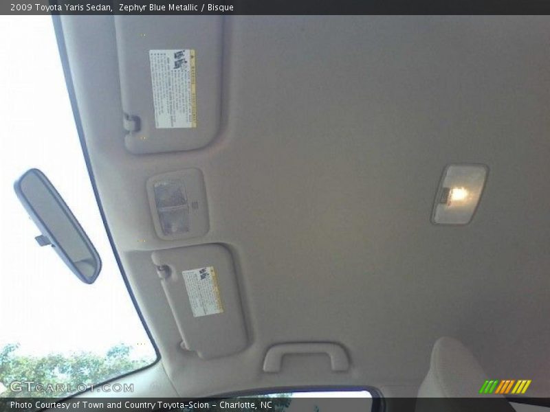 Zephyr Blue Metallic / Bisque 2009 Toyota Yaris Sedan