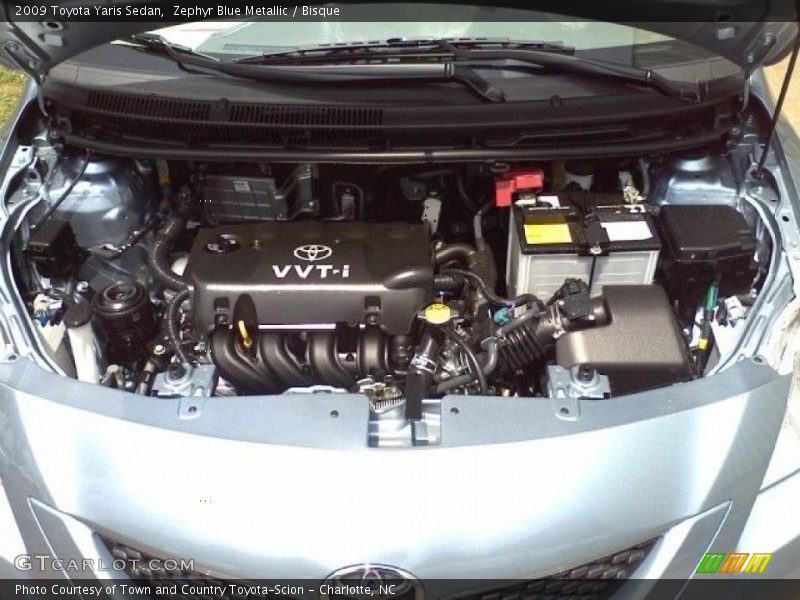 Zephyr Blue Metallic / Bisque 2009 Toyota Yaris Sedan
