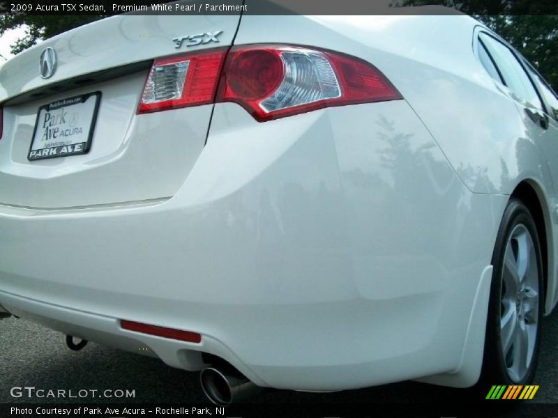 Premium White Pearl / Parchment 2009 Acura TSX Sedan