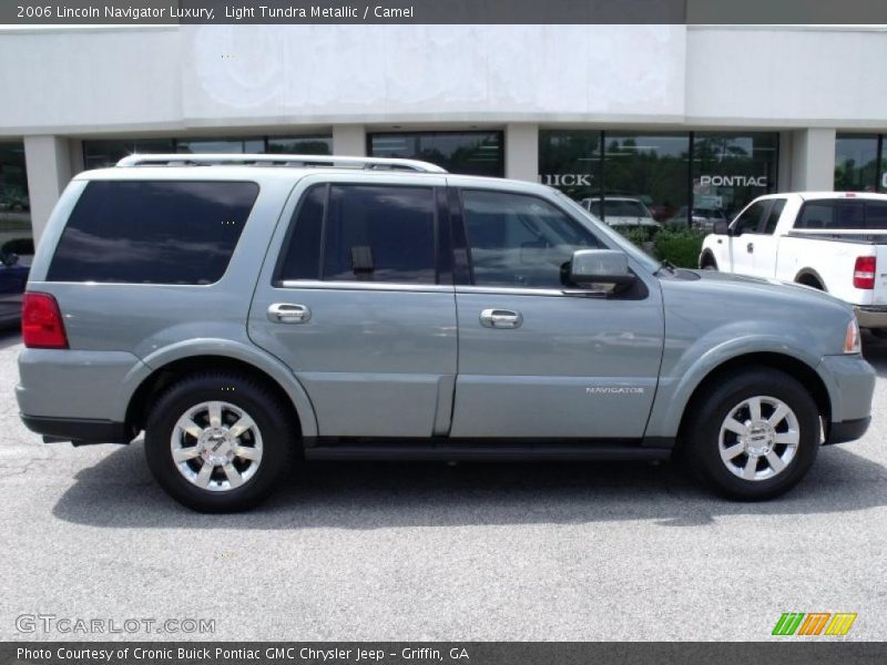 Light Tundra Metallic / Camel 2006 Lincoln Navigator Luxury