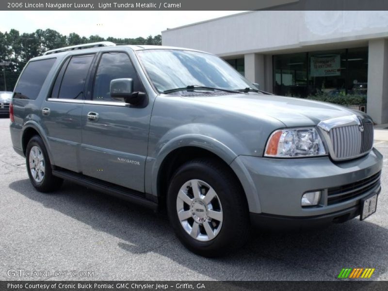 Light Tundra Metallic / Camel 2006 Lincoln Navigator Luxury