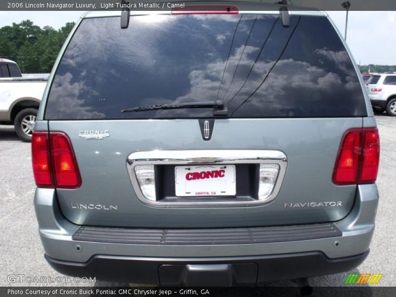 Light Tundra Metallic / Camel 2006 Lincoln Navigator Luxury