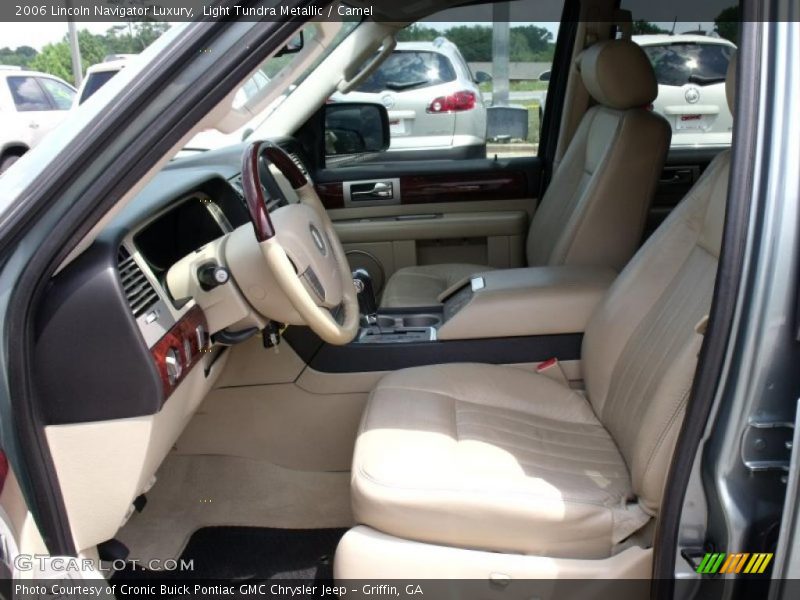 Light Tundra Metallic / Camel 2006 Lincoln Navigator Luxury