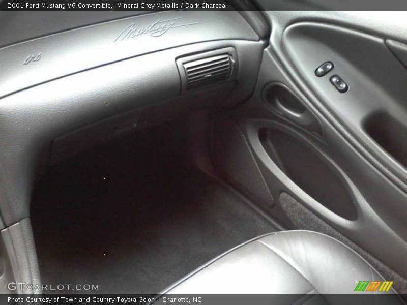 Mineral Grey Metallic / Dark Charcoal 2001 Ford Mustang V6 Convertible