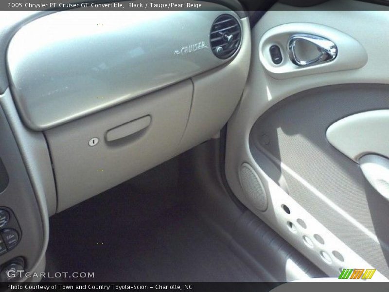 Black / Taupe/Pearl Beige 2005 Chrysler PT Cruiser GT Convertible