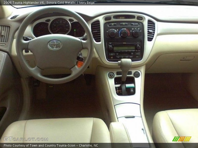 Sonora Gold Metallic / Ivory Beige 2006 Toyota Highlander V6