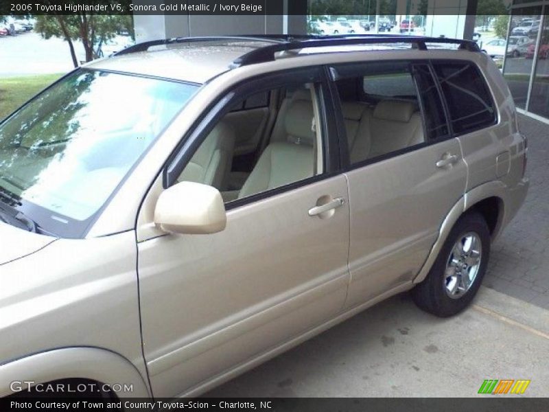 Sonora Gold Metallic / Ivory Beige 2006 Toyota Highlander V6