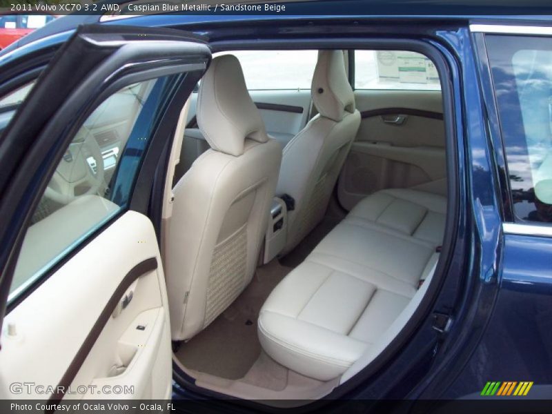 Caspian Blue Metallic / Sandstone Beige 2011 Volvo XC70 3.2 AWD