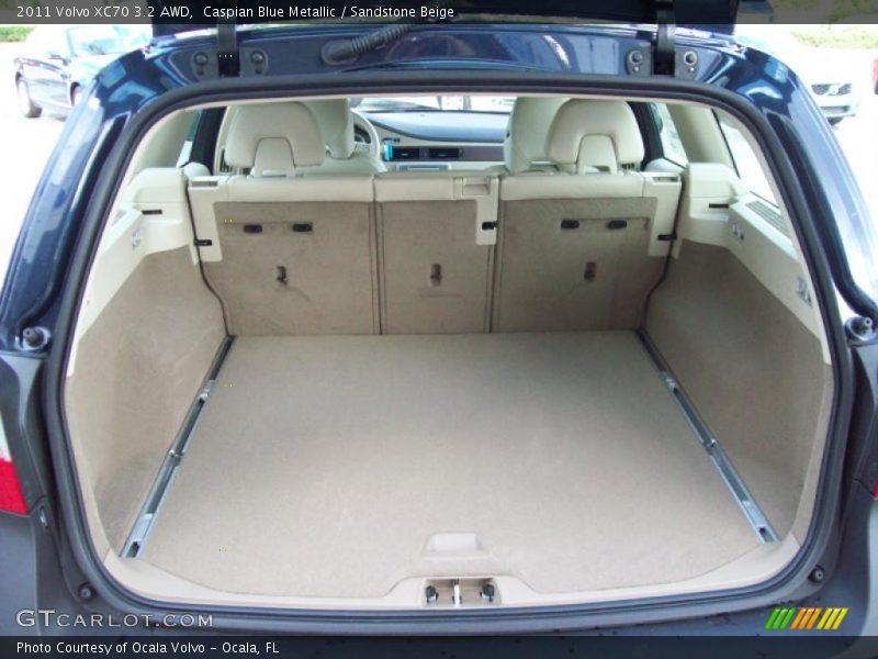 Caspian Blue Metallic / Sandstone Beige 2011 Volvo XC70 3.2 AWD