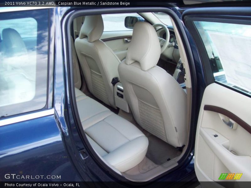 Caspian Blue Metallic / Sandstone Beige 2011 Volvo XC70 3.2 AWD