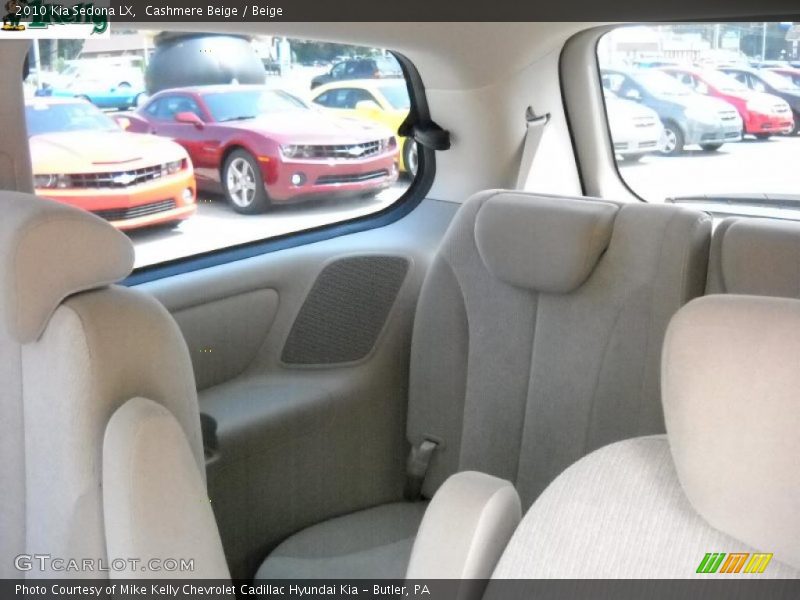 Cashmere Beige / Beige 2010 Kia Sedona LX
