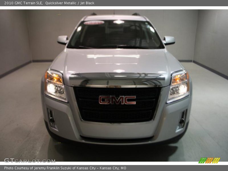 Quicksilver Metallic / Jet Black 2010 GMC Terrain SLE