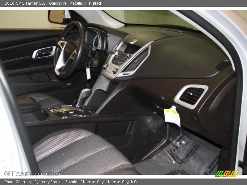 Quicksilver Metallic / Jet Black 2010 GMC Terrain SLE