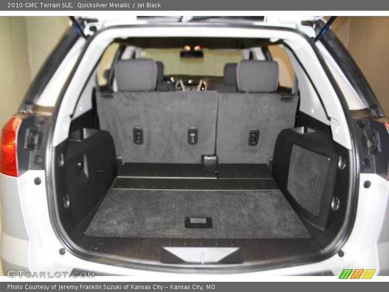 Quicksilver Metallic / Jet Black 2010 GMC Terrain SLE