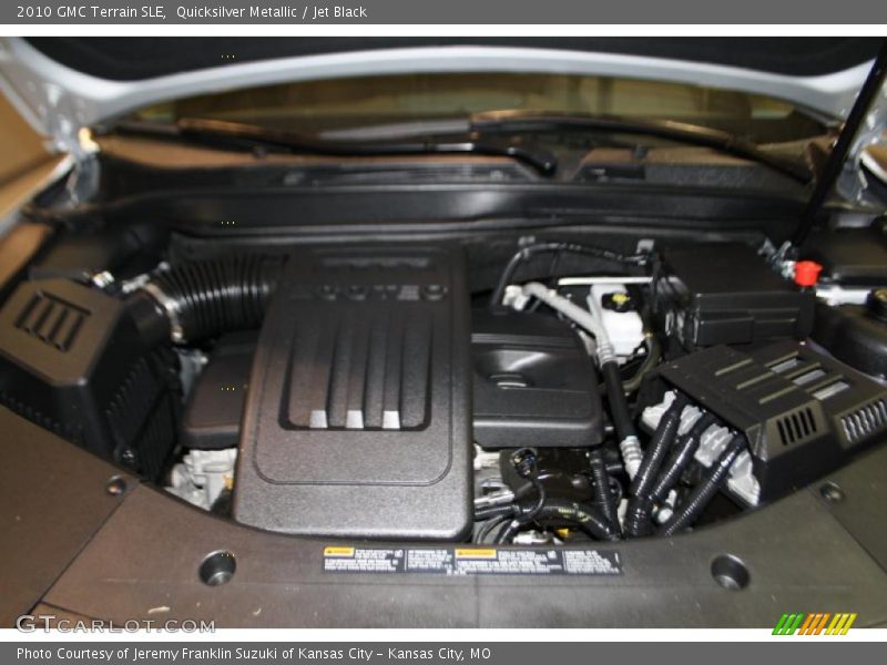Quicksilver Metallic / Jet Black 2010 GMC Terrain SLE