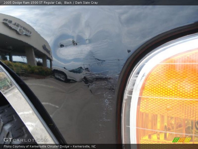 Black / Dark Slate Gray 2005 Dodge Ram 1500 ST Regular Cab