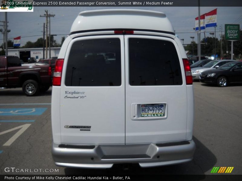 Summit White / Medium Pewter 2009 Chevrolet Express 2500 Extended Passenger Conversion