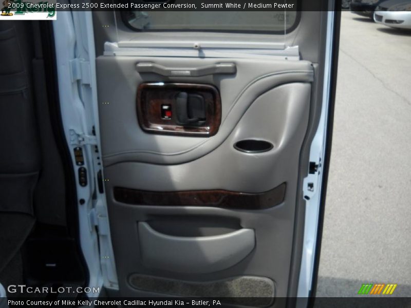Summit White / Medium Pewter 2009 Chevrolet Express 2500 Extended Passenger Conversion