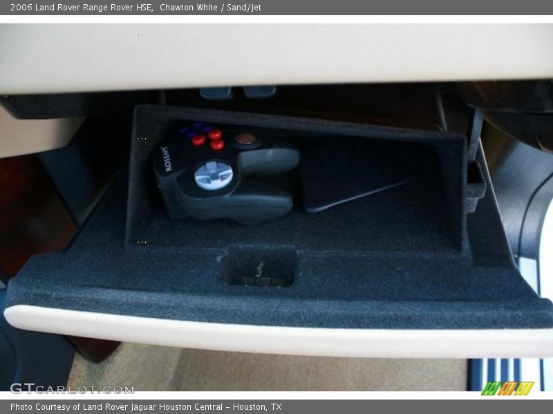 Chawton White / Sand/Jet 2006 Land Rover Range Rover HSE