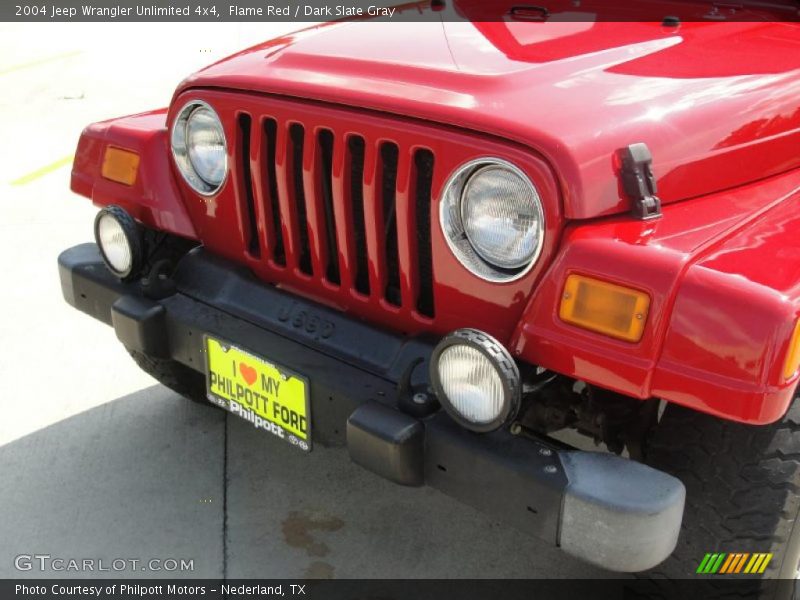 Flame Red / Dark Slate Gray 2004 Jeep Wrangler Unlimited 4x4