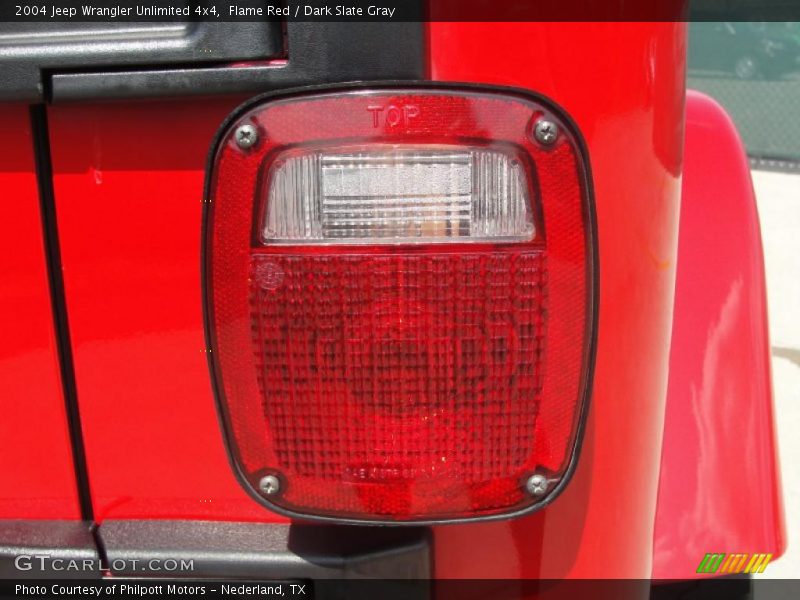 Flame Red / Dark Slate Gray 2004 Jeep Wrangler Unlimited 4x4