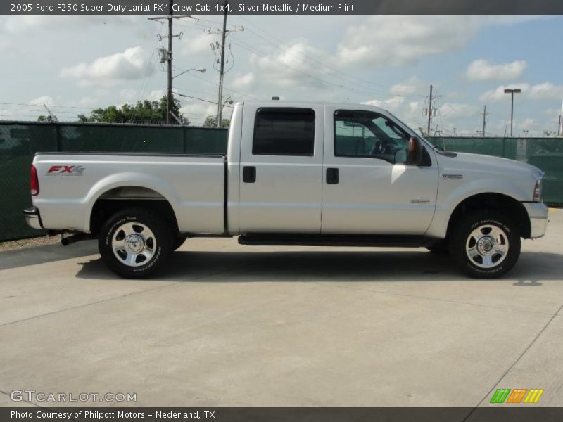 Silver Metallic / Medium Flint 2005 Ford F250 Super Duty Lariat FX4 Crew Cab 4x4