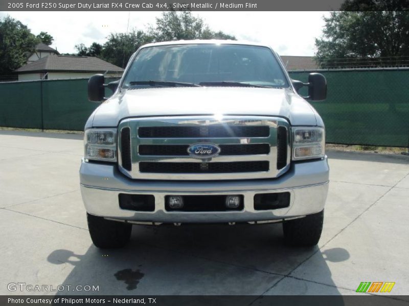 Silver Metallic / Medium Flint 2005 Ford F250 Super Duty Lariat FX4 Crew Cab 4x4