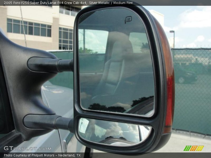 Silver Metallic / Medium Flint 2005 Ford F250 Super Duty Lariat FX4 Crew Cab 4x4