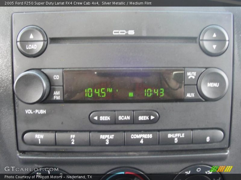 Silver Metallic / Medium Flint 2005 Ford F250 Super Duty Lariat FX4 Crew Cab 4x4