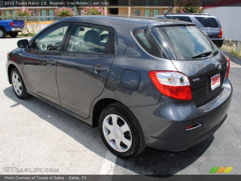 Magnetic Gray Metallic / Ash Gray 2010 Toyota Matrix 1.8