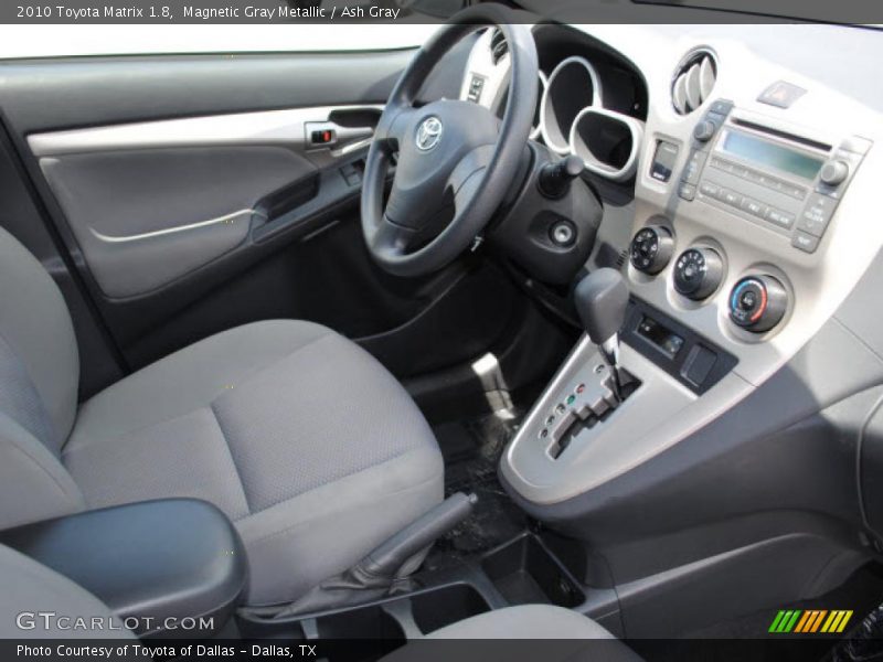 Magnetic Gray Metallic / Ash Gray 2010 Toyota Matrix 1.8