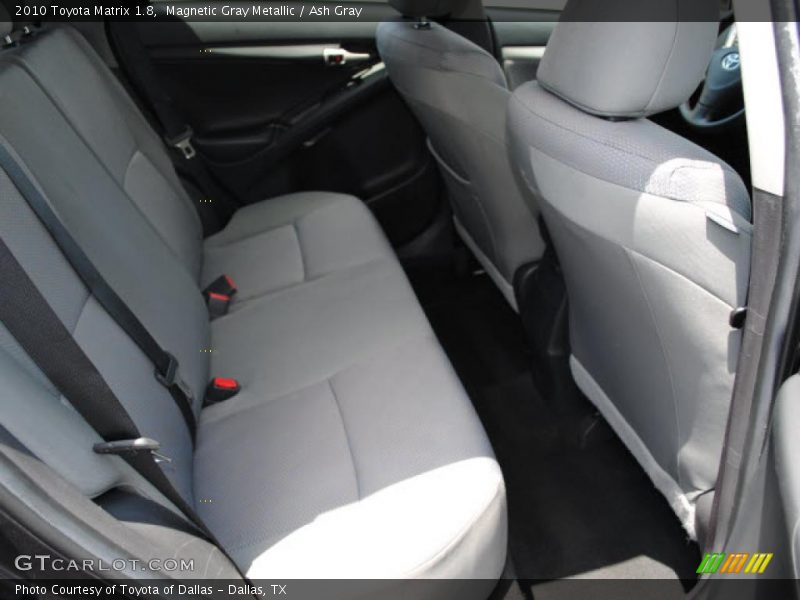 Magnetic Gray Metallic / Ash Gray 2010 Toyota Matrix 1.8