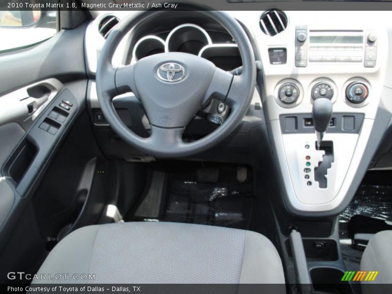 Magnetic Gray Metallic / Ash Gray 2010 Toyota Matrix 1.8