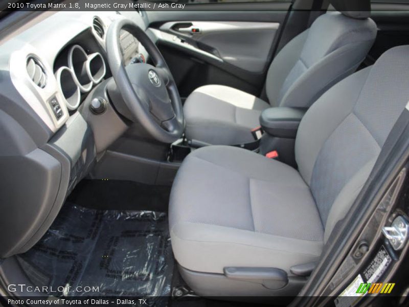 Magnetic Gray Metallic / Ash Gray 2010 Toyota Matrix 1.8