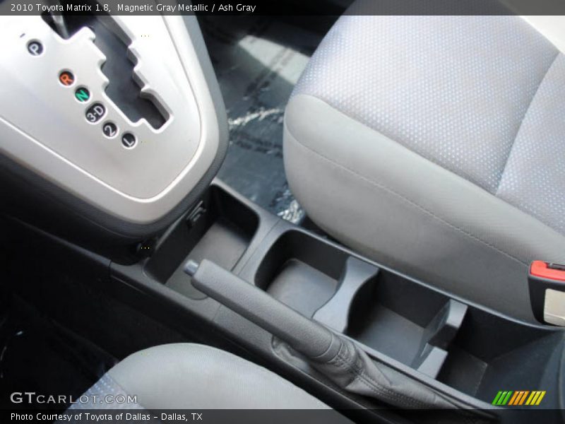 Magnetic Gray Metallic / Ash Gray 2010 Toyota Matrix 1.8